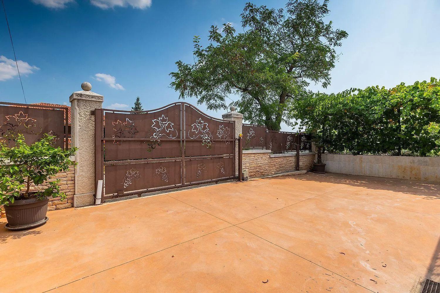 Schoene Villa Bei Rovinj Mit Privatem Pool Rovinjsko Selo Holiday home