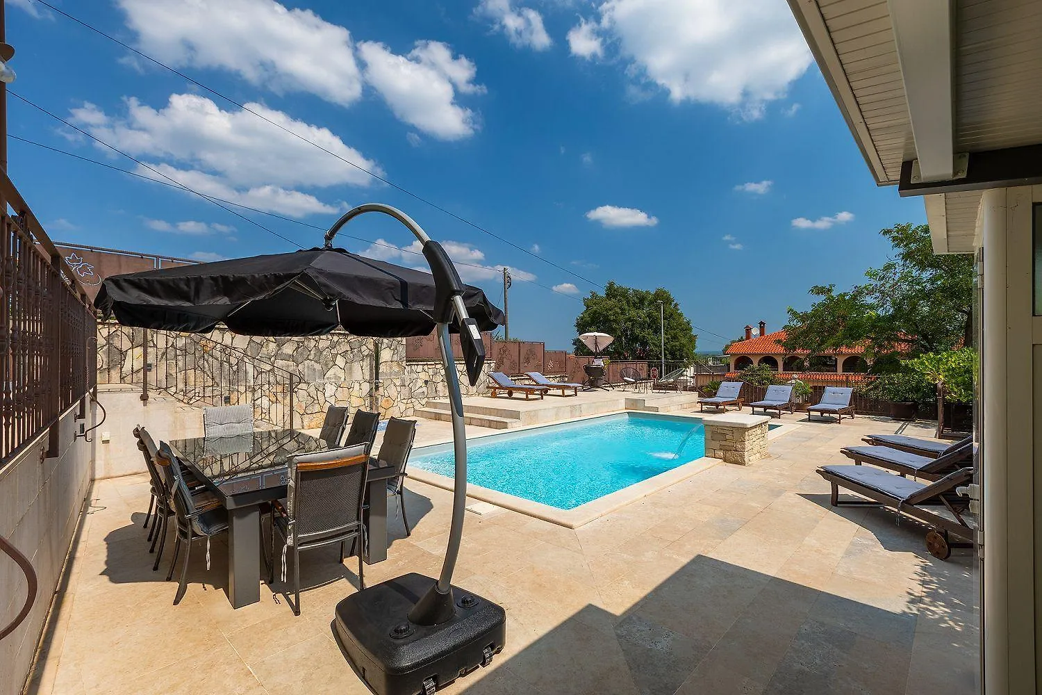 Schoene Villa Bei Rovinj Mit Privatem Pool Rovinjsko Selo